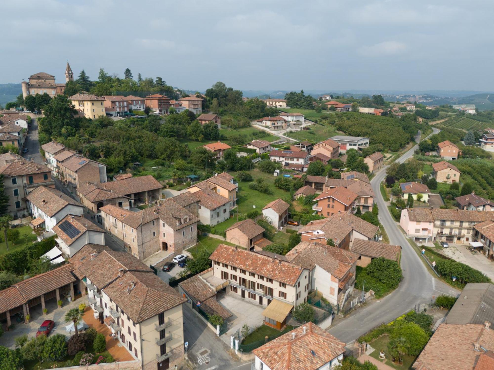 Hotel Byvigin Magliano Alfieri Esterno foto